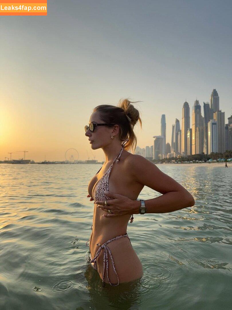 Saffron Barker / saffronbarker / thegoddesssaffron слитое фото фото #0272