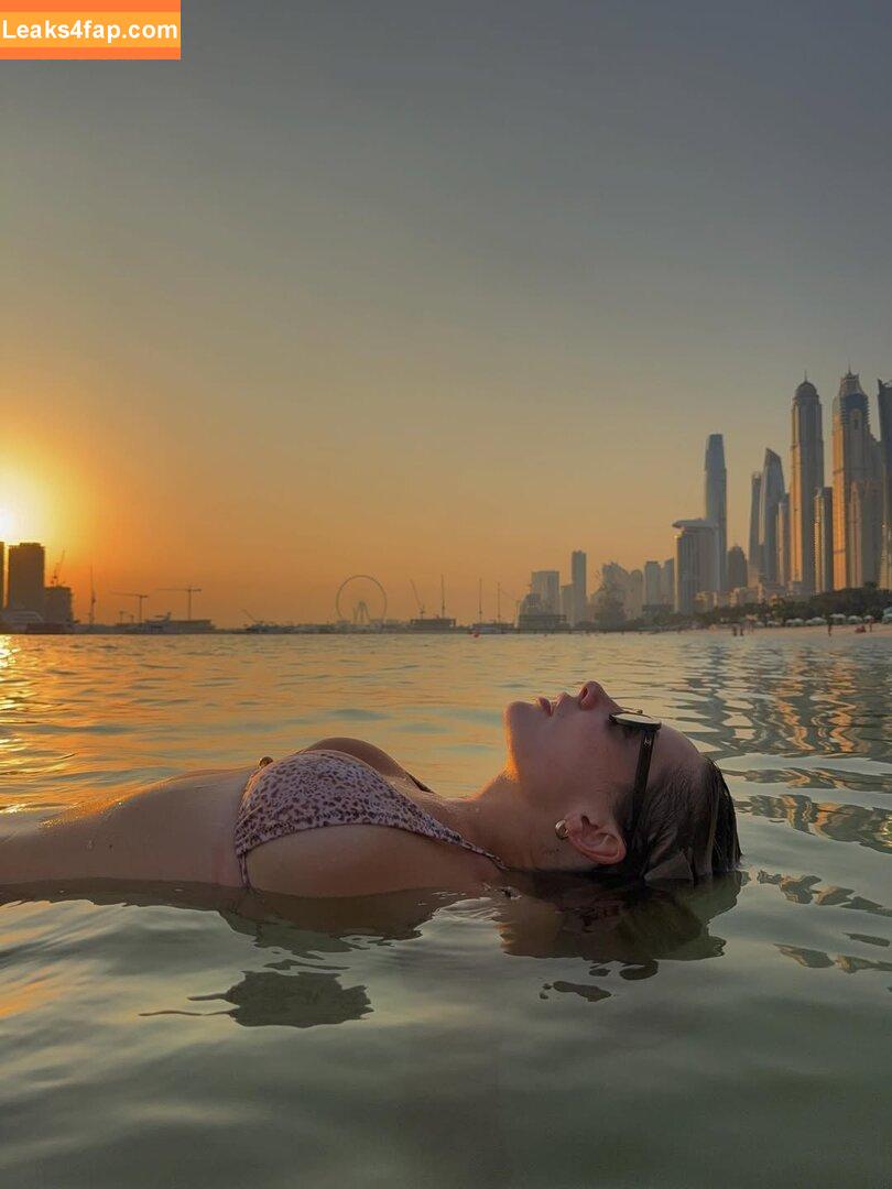 Saffron Barker / saffronbarker / thegoddesssaffron слитое фото фото #0273