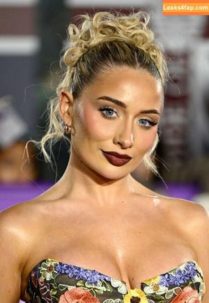 Saffron Barker photo #0203