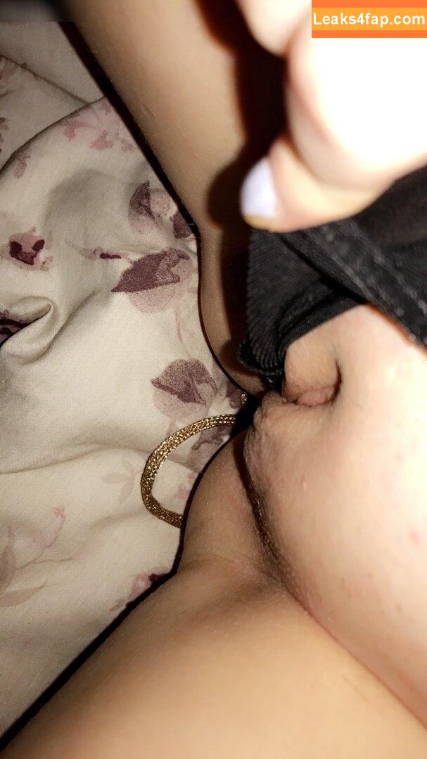 Saffron Leigh / SaffronLeigh / imsaffronleigh / saffronleighx leaked photo photo #0073