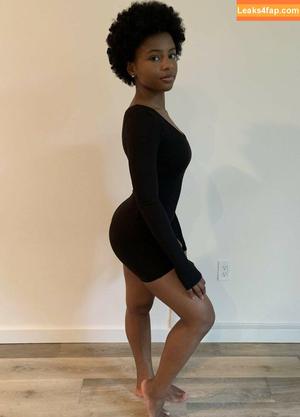 Saffronnn photo #0038