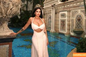 Sanna Meira photo #0070