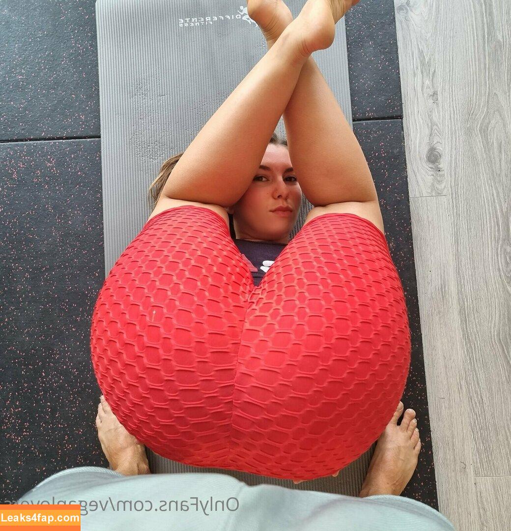 Sanya Booty / https: / sanyabootygirl / veganbootygirl leaked photo photo #0008