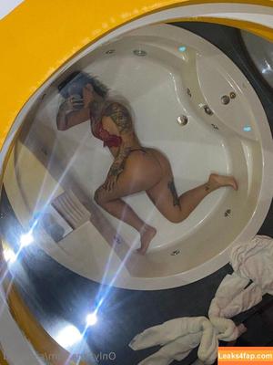 saragold photo #0004
