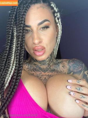 saragold photo #0022