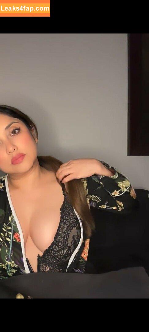 Sarah Azhari / sazarita leaked photo photo #0006