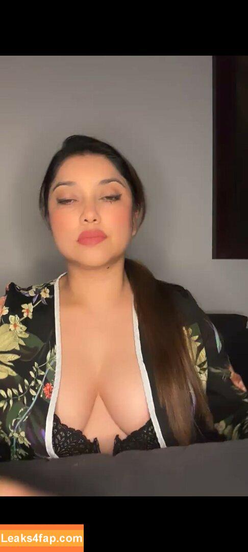Sarah Azhari / sazarita leaked photo photo #0007