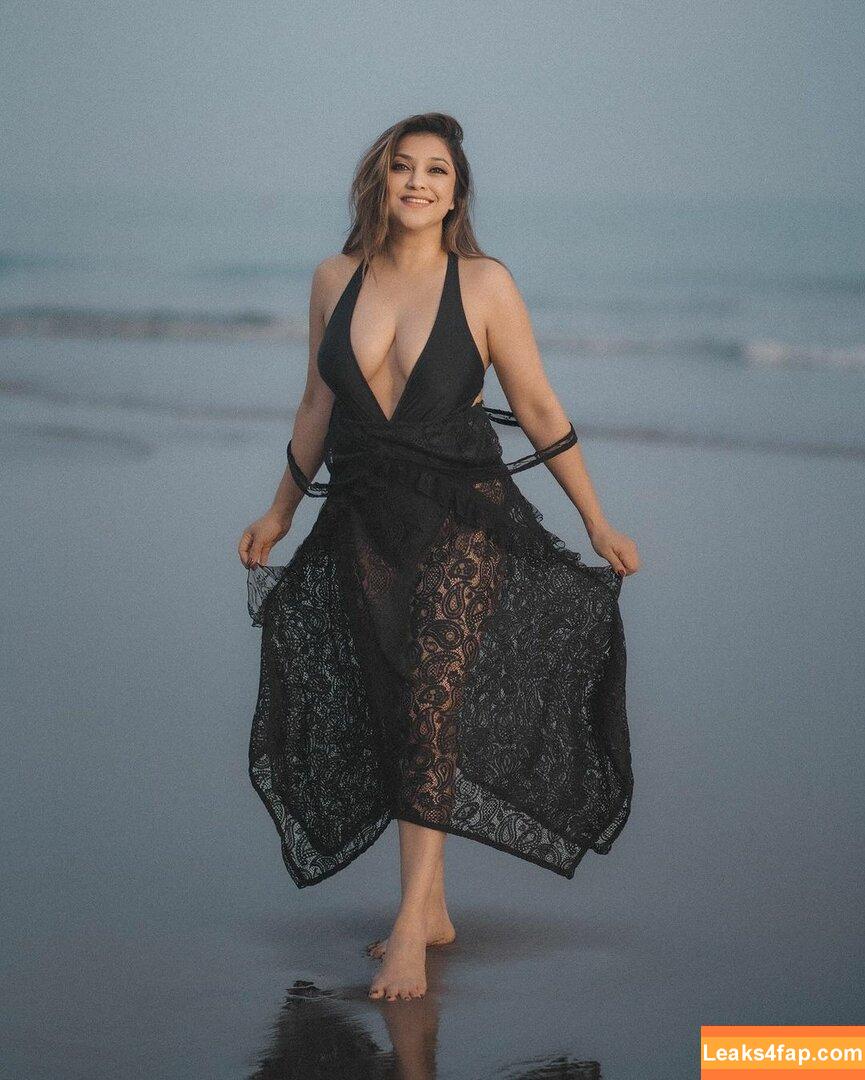 Sarah Azhari / sazarita leaked photo photo #0016