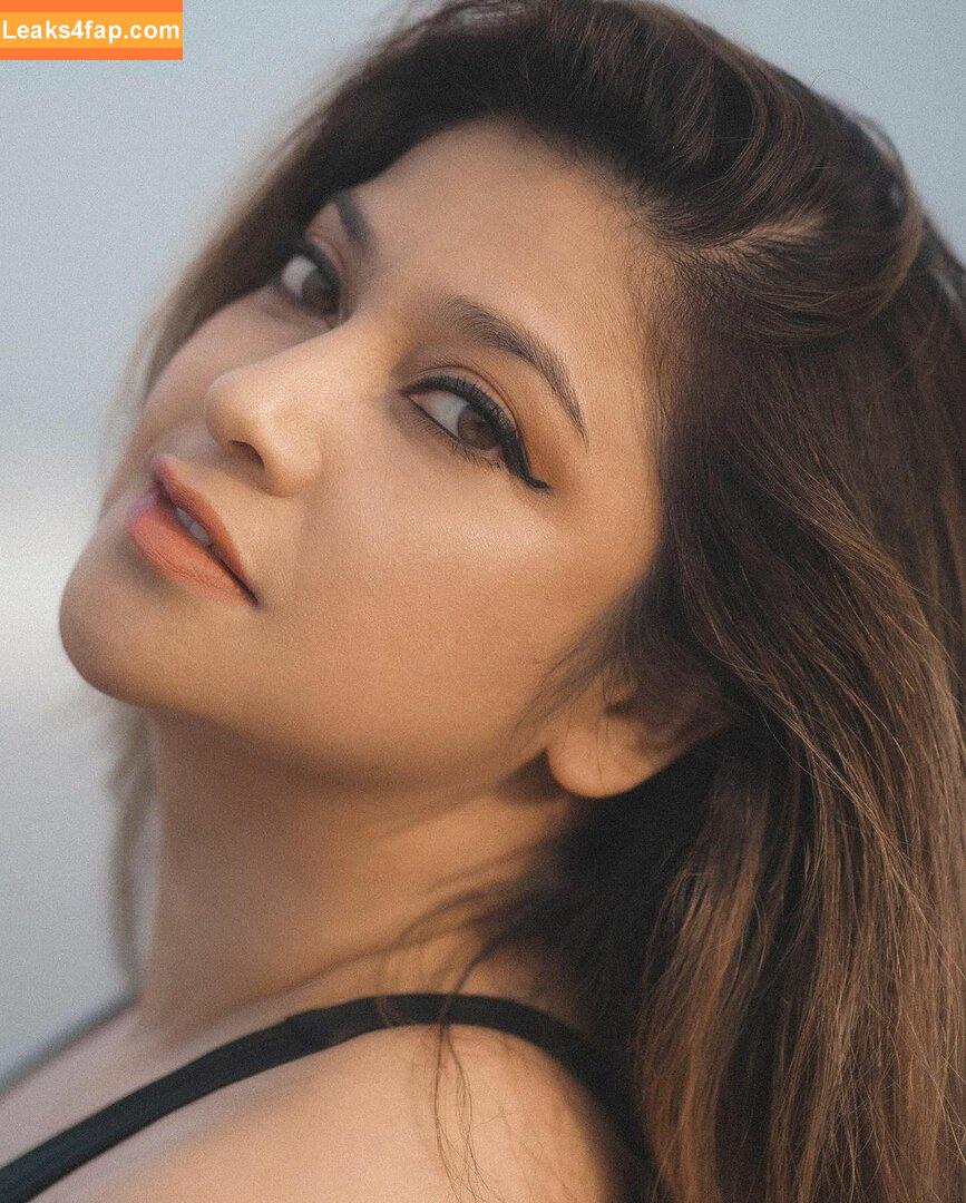 Sarah Azhari / sazarita leaked photo photo #0018