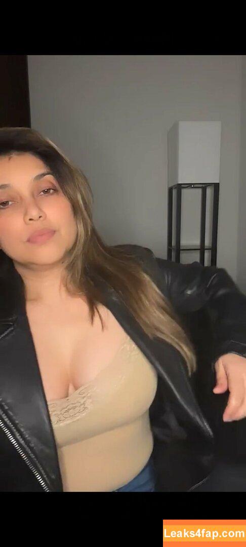 Sarah Azhari / sazarita leaked photo photo #0032
