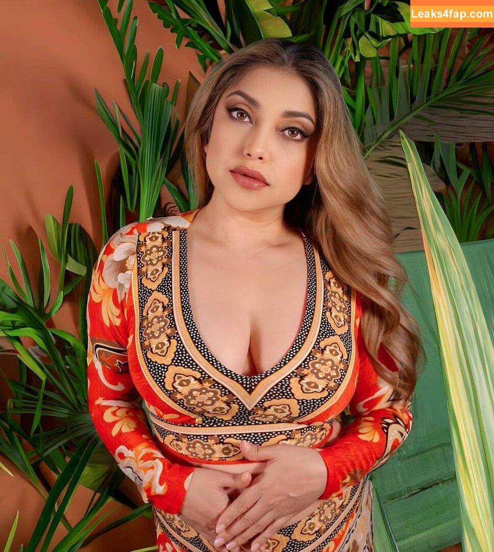 Sarah Azhari / sazarita leaked photo photo #0056