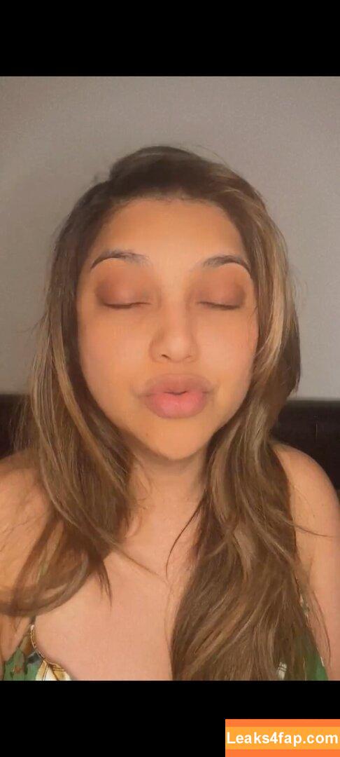 Sarah Azhari / sazarita leaked photo photo #0084