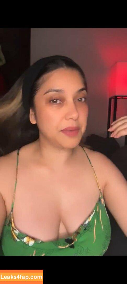 Sarah Azhari / sazarita leaked photo photo #0190