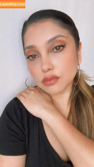 Sarah Azhari photo #0054