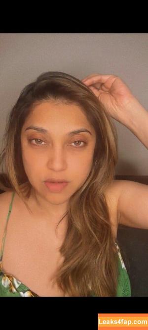 Sarah Azhari photo #0081
