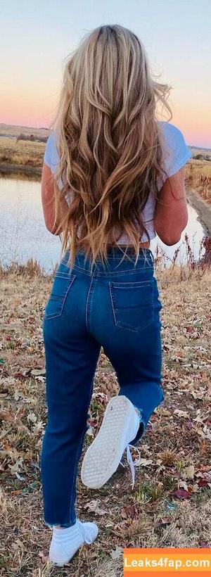 Sarah Lindstrom photo #0014