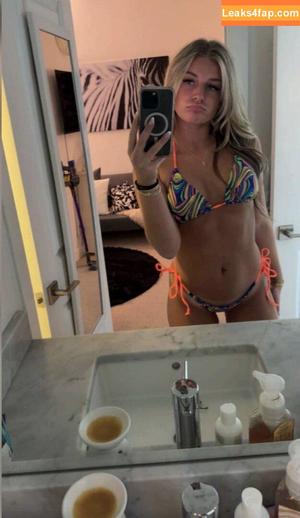 Sarah Lindstrom photo #0037