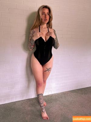 Sash Suicide photo #0093