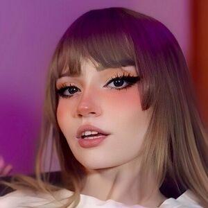 Sasha Spits photo #0003