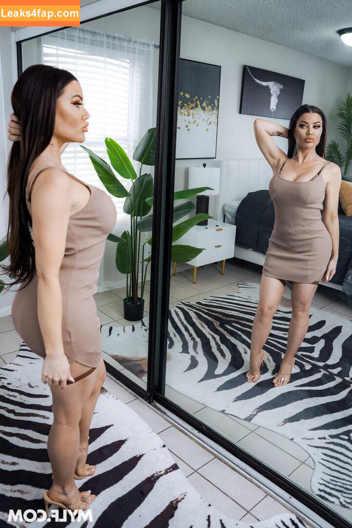 Savanah Storm / https: / savanah.storm / savanah_storm leaked photo photo #0119