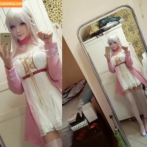 Saya The Fox photo #0002