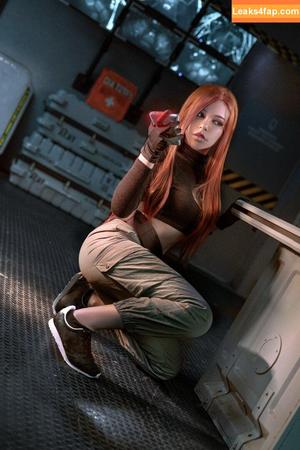 Saya The Fox photo #0012