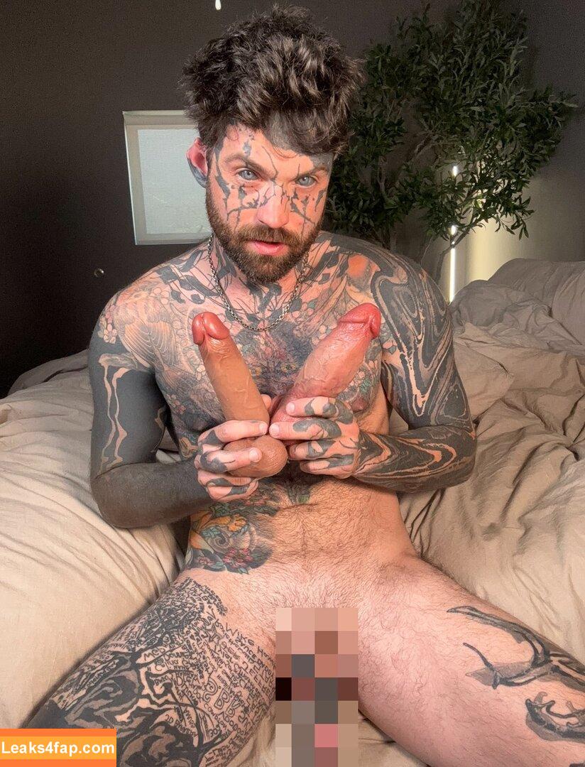 sean_gatz /  leaked photo photo #0008