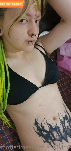 semitattooedgoth photo #0005