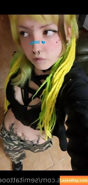 semitattooedgoth photo #0029