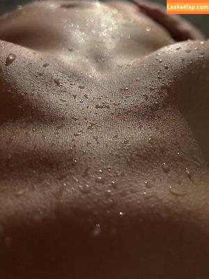 sensualrain photo #0001
