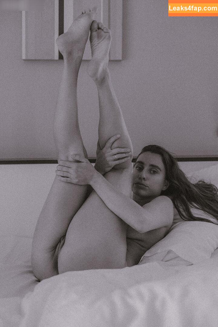 Seraina Schleusser / TheSensualCouple / serainaschleusser / thesensualitycouple leaked photo photo #0020