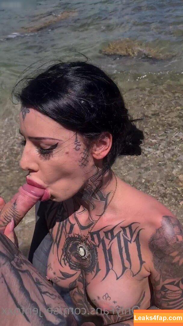 Serjenfox / enolarose_ / serjenfoxx leaked photo photo #0065