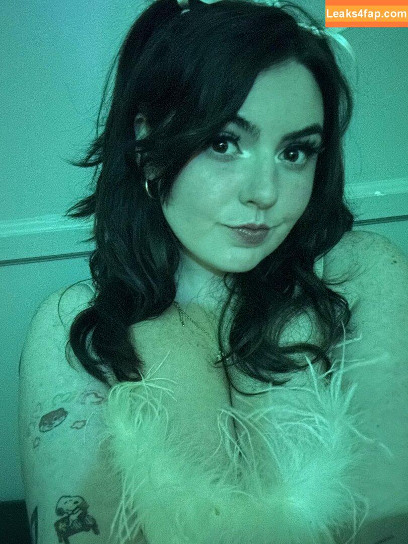 Shannondorf / shannondorf_ / u141283803 leaked photo photo #0005