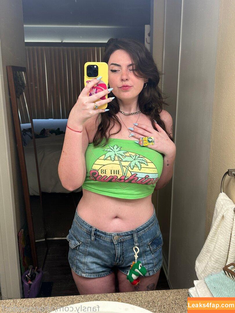 Shannondorf / shannondorf_ / u141283803 leaked photo photo #0085