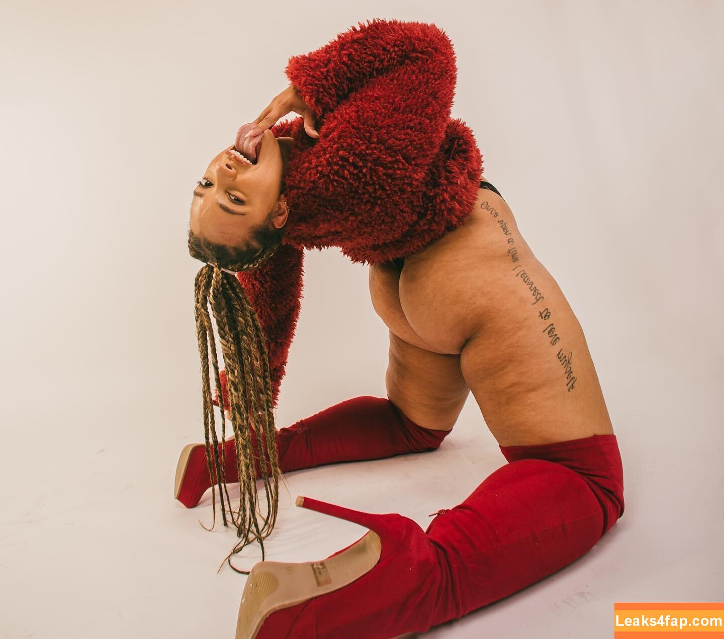 Shawna White / shawna_rosee2 / shawnaa_baby leaked photo photo #0004