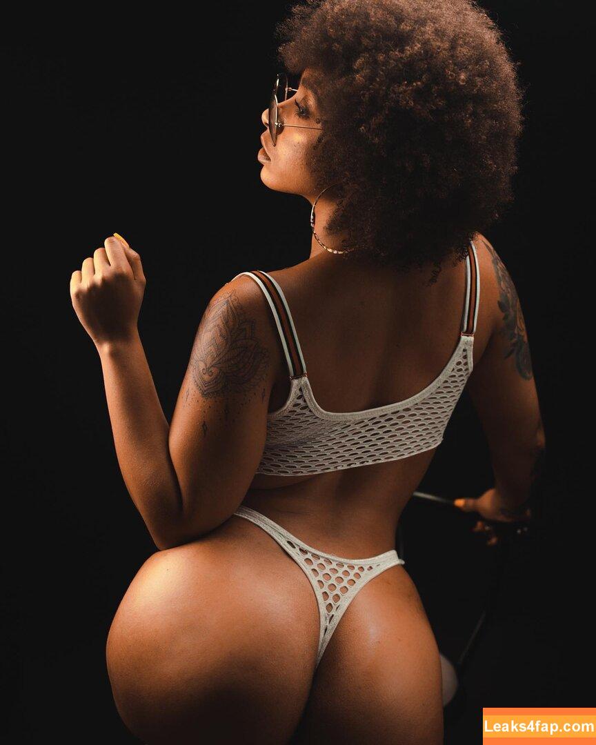 Shawna White / shawna_rosee2 / shawnaa_baby leaked photo photo #0017