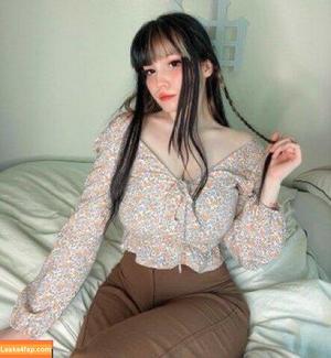 Shini Waifu photo #0011