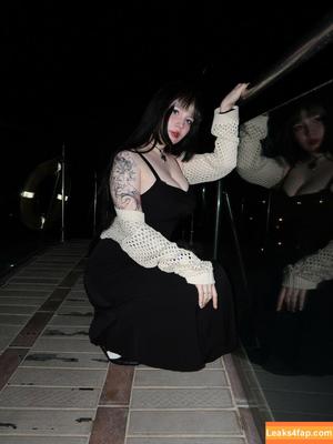 Shini Waifu photo #0061