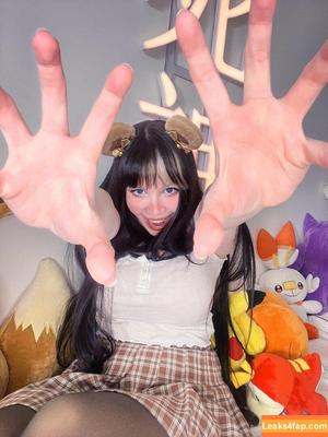 Shini Waifu photo #0087