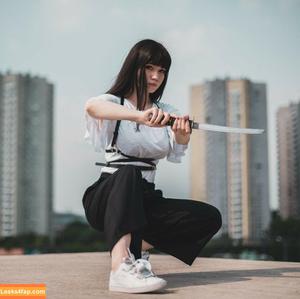 Shini Waifu photo #0096