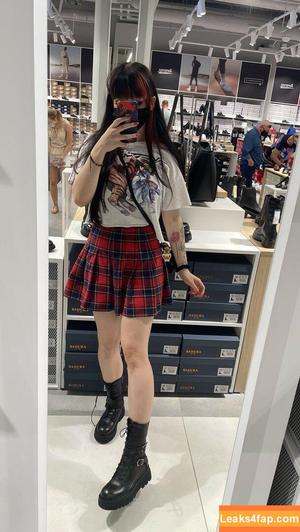Shini Waifu photo #0102