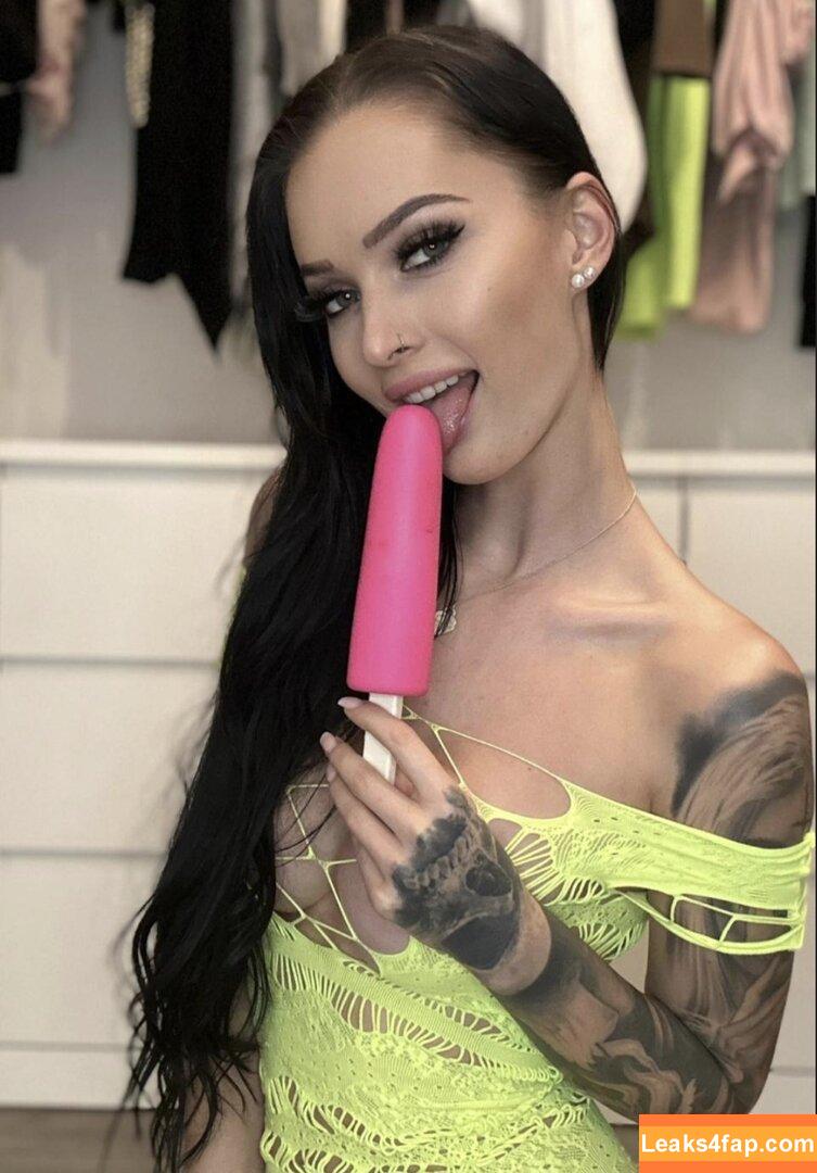 Shutuphooker / _inked_shutuphooker / https: / inked_shutuphooker leaked photo photo #0029