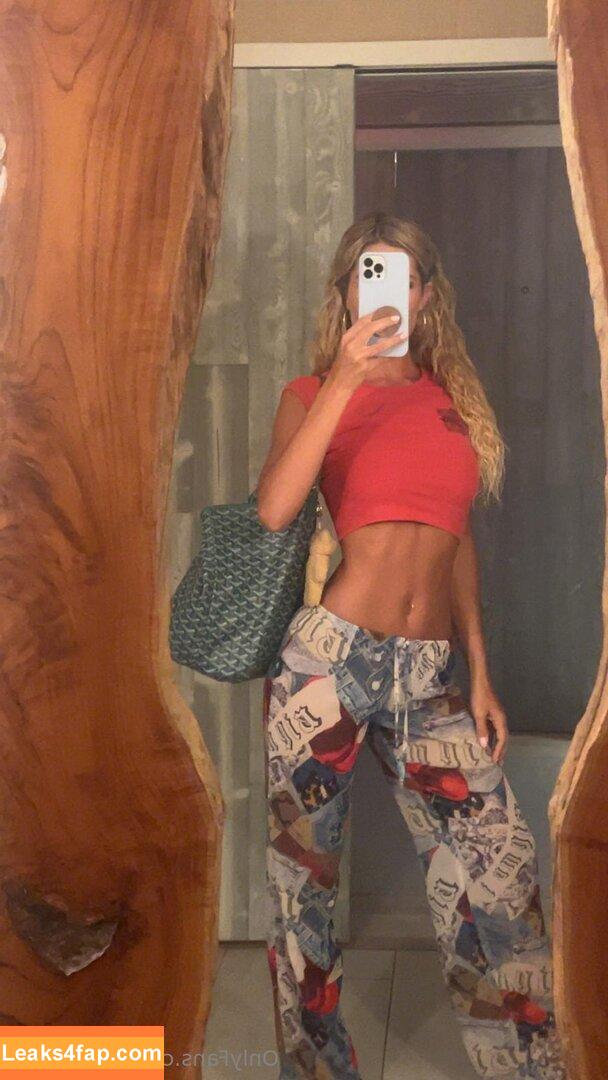 sierraskye / sierraaaskyee leaked photo photo #0024