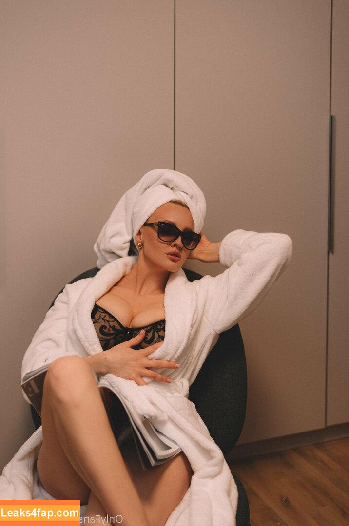 Sigal Acon / LadySigal / allnatural_lana / https: / sigal_acon_theone leaked photo photo #0145