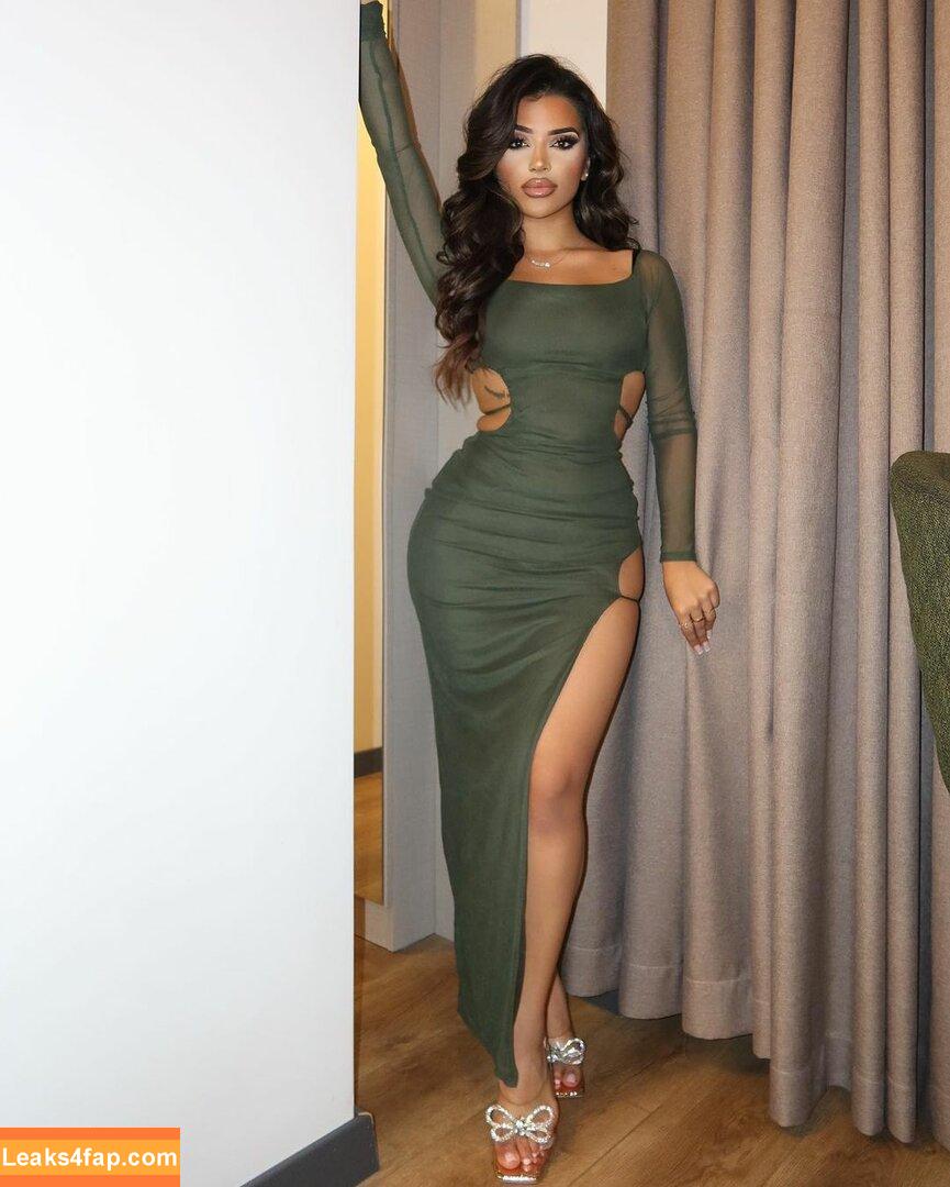 Simran Kaur / https: / simran_167 / symrann.k leaked photo photo #0074