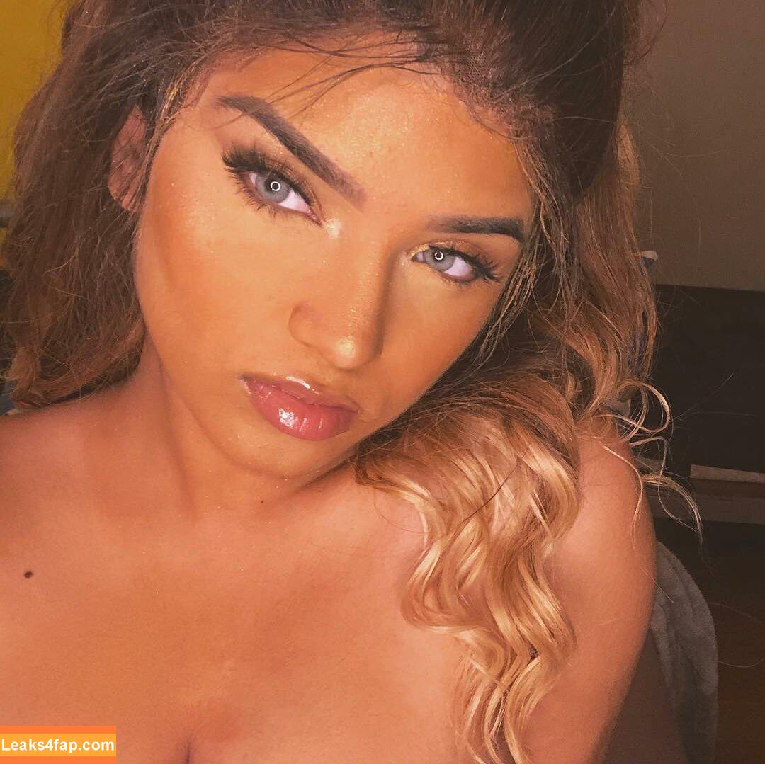 Simran Kaur / https: / simran_167 / symrann.k leaked photo photo #0107