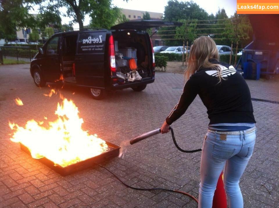 siswet19 / Siswet / siswetofficial leaked photo photo #0086