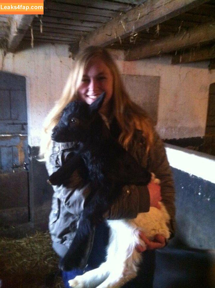 siswet19 / Siswet / siswetofficial leaked photo photo #0091