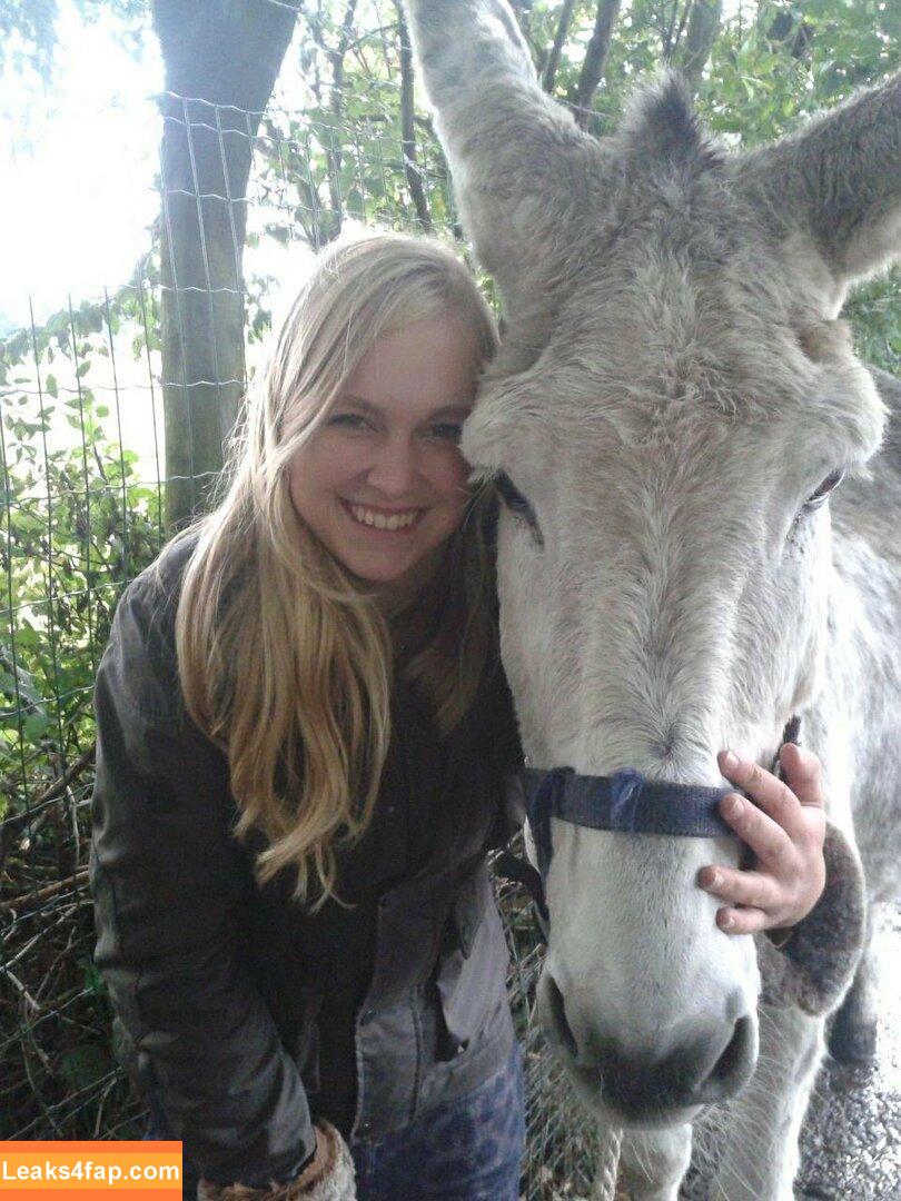 siswet19 / Siswet / siswetofficial leaked photo photo #0110