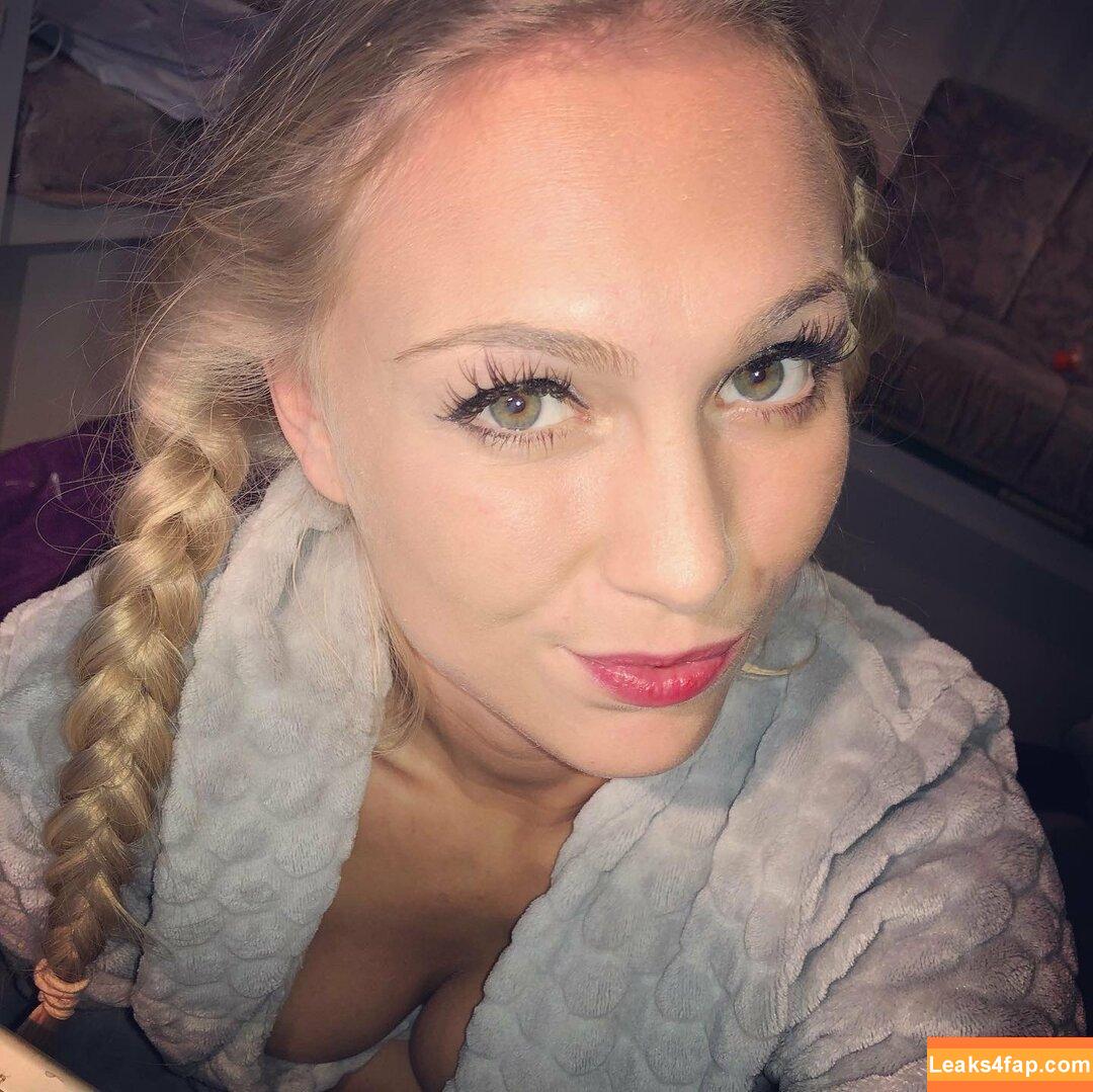 siswet19 / Siswet / siswetofficial leaked photo photo #0160